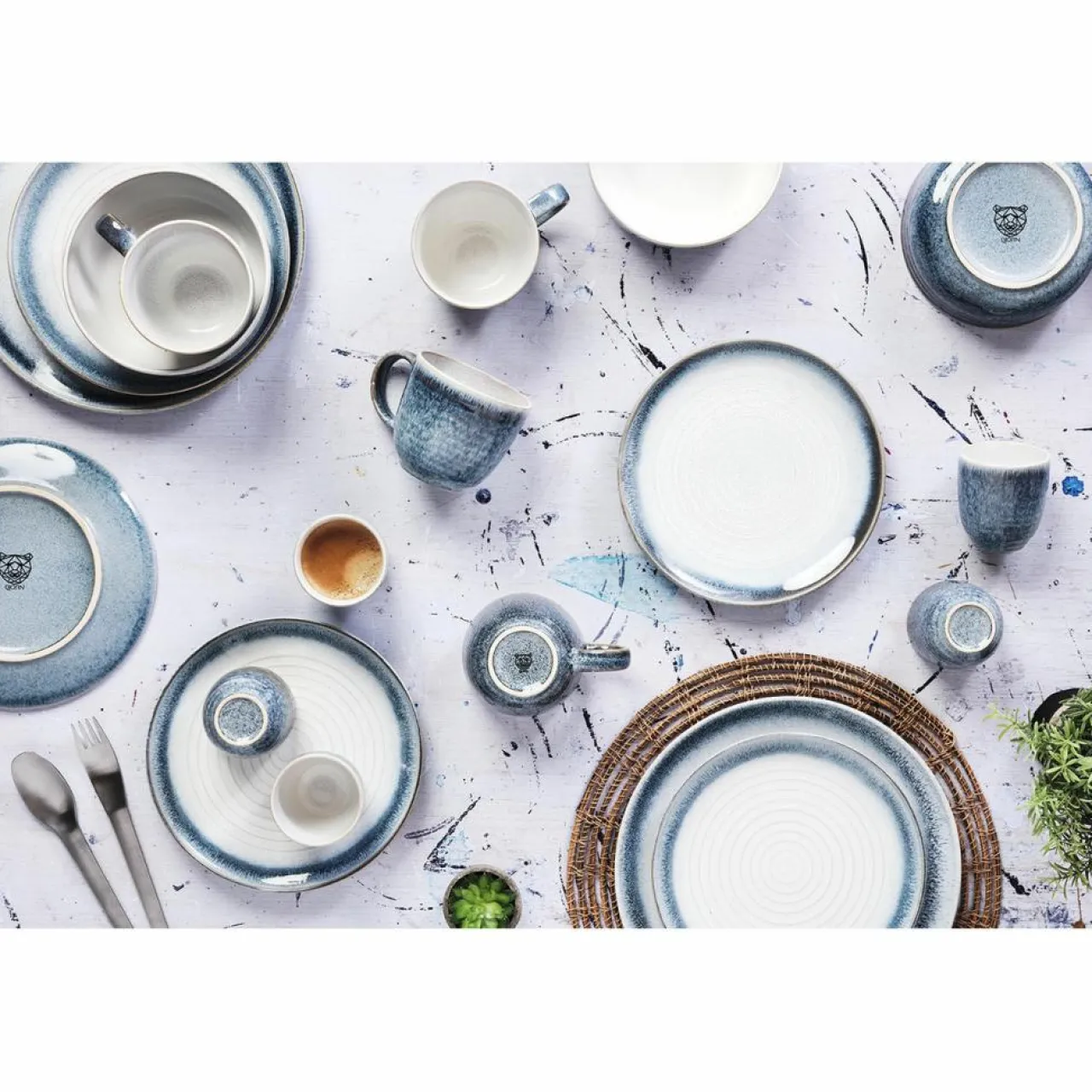 6 Assiettes Cosmos bleu/blanc nacré - D.27 cm