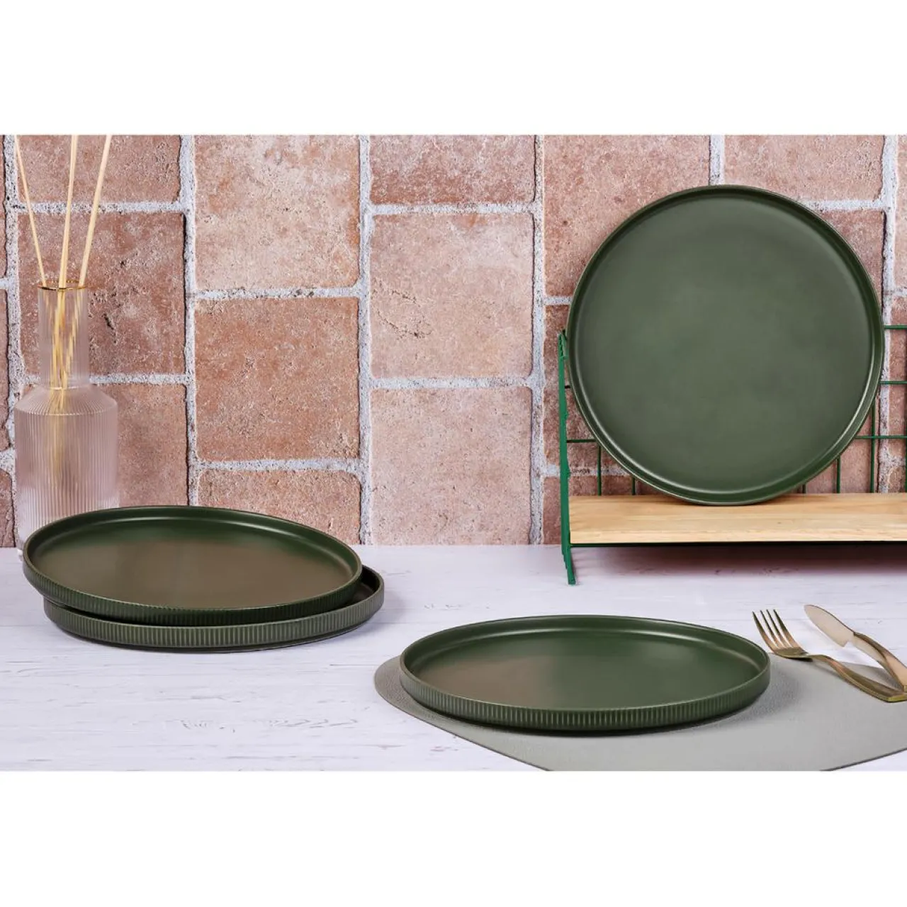 4 Assiettes Scandi vert olive - D.27 cm
