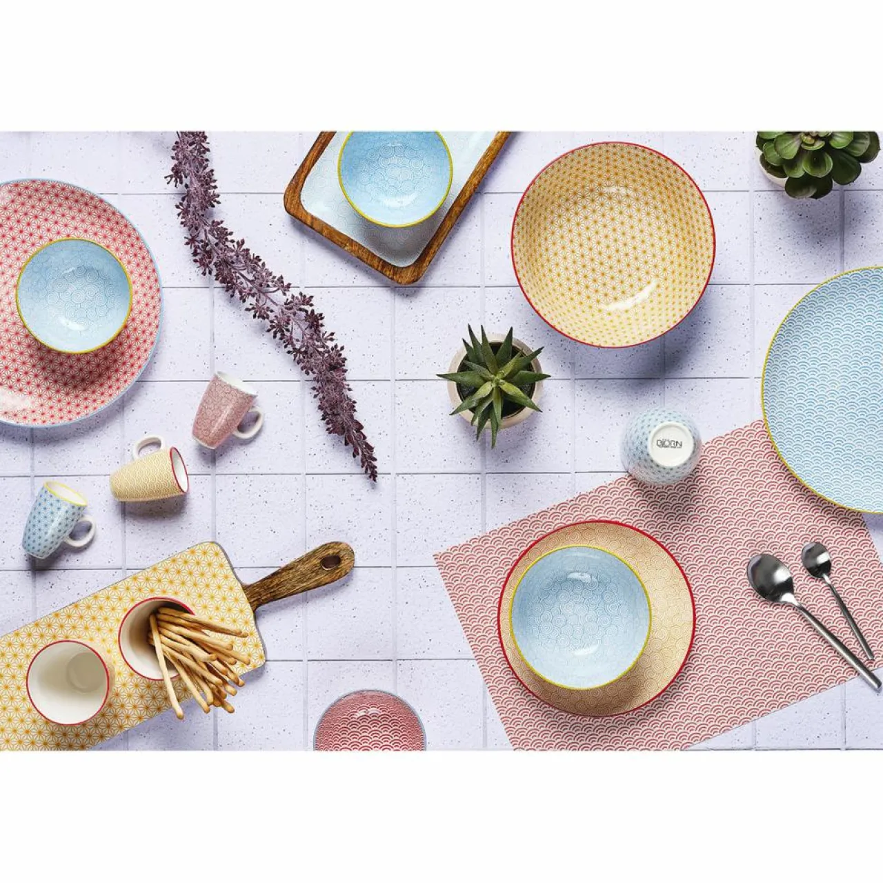 6 Bols Pattern Color bleu clair/rouge/jaune - D.21 cm