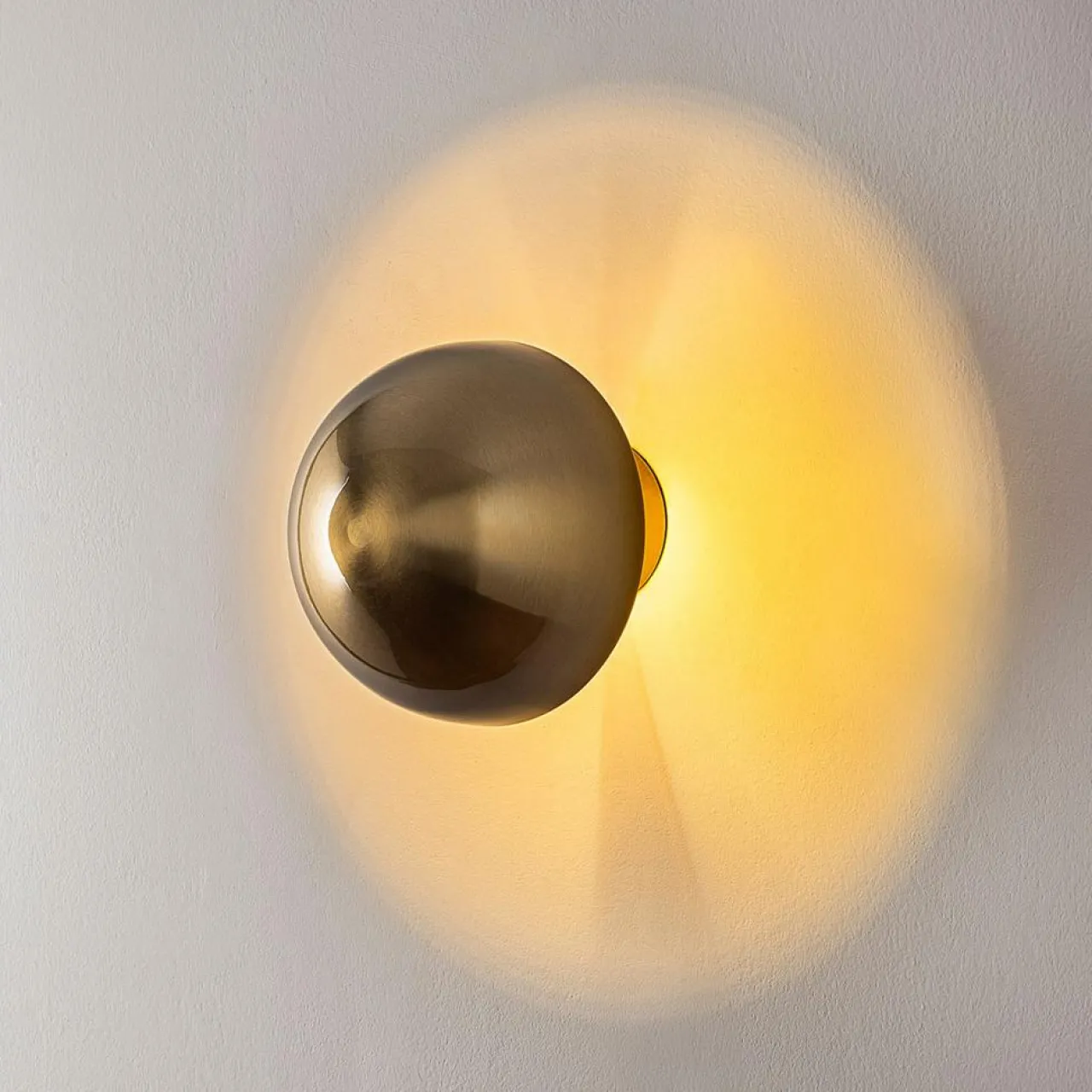 Applique murale Fungal dorée - D.16 cm