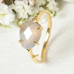 Bague Lily Agate en laiton doré