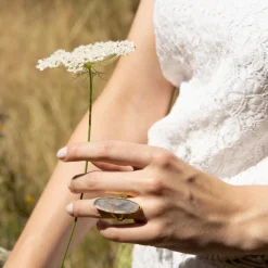 Bague Olivia Labradorite en laiton doré