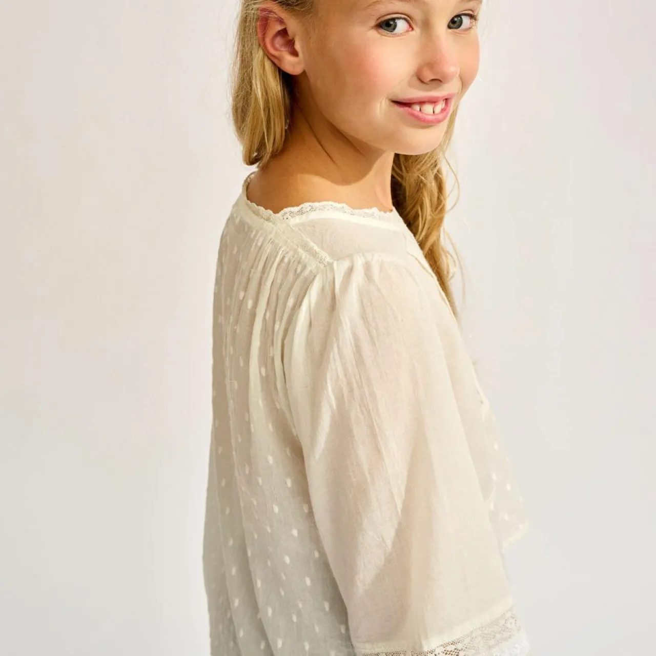 Blouse brodée & dentelle Hallo blanche