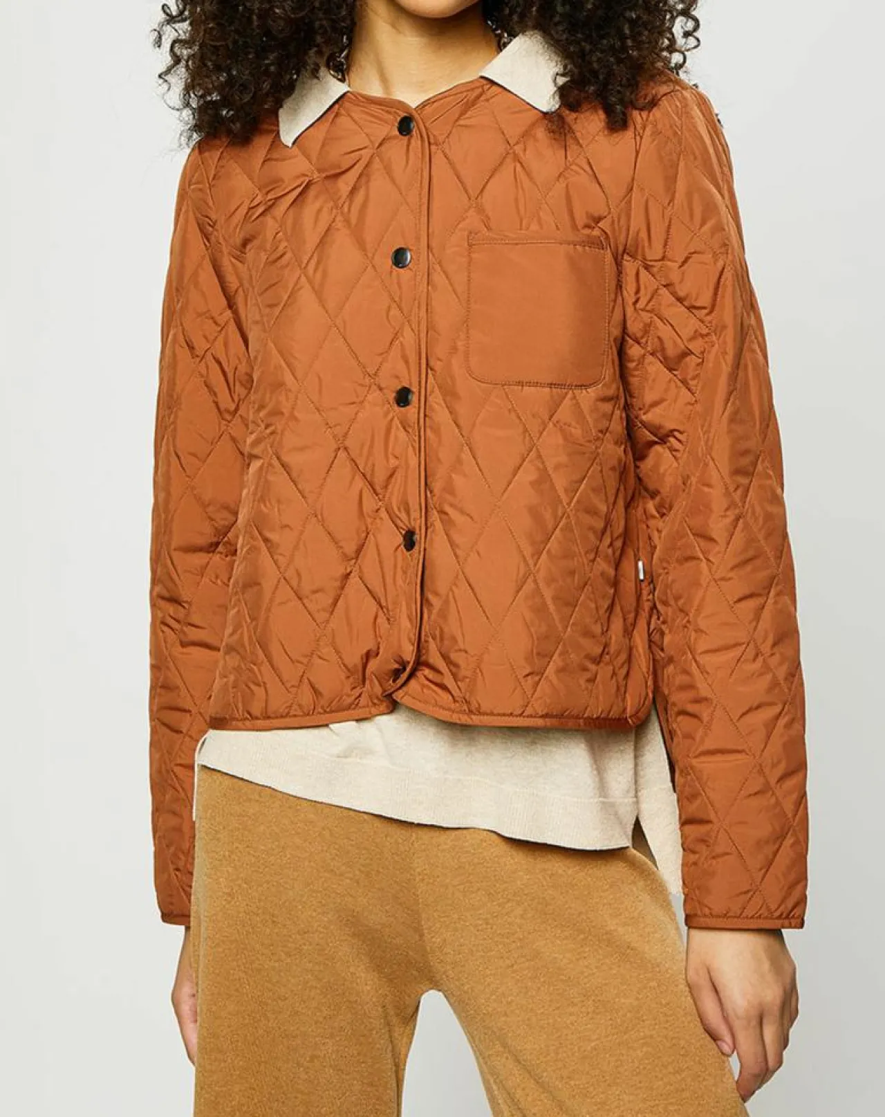 Blouson court matelassé collection EDC by Esprit camel