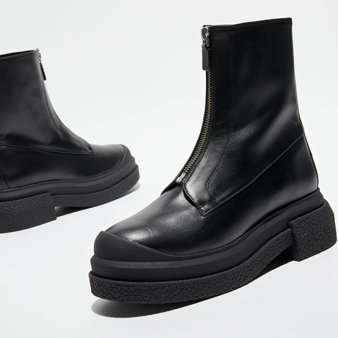 Boots en Cuir Charli Zip Sport noires