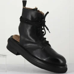 Boots en Cuir Hug noires