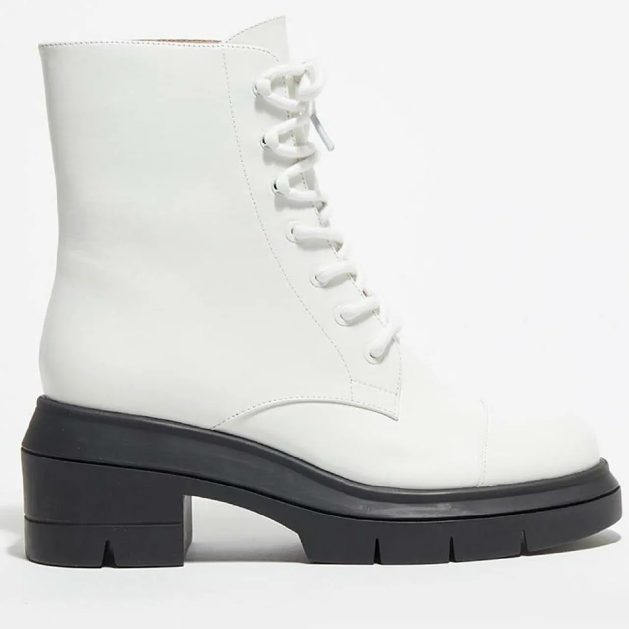 Boots en Cuir Nisha blanches - Talon 7,5 cm