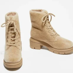 Boots en Peau de Mouton Nisha beiges - Talon 7,5 cm