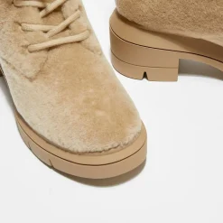 Boots en Peau de Mouton Nisha beiges - Talon 7,5 cm