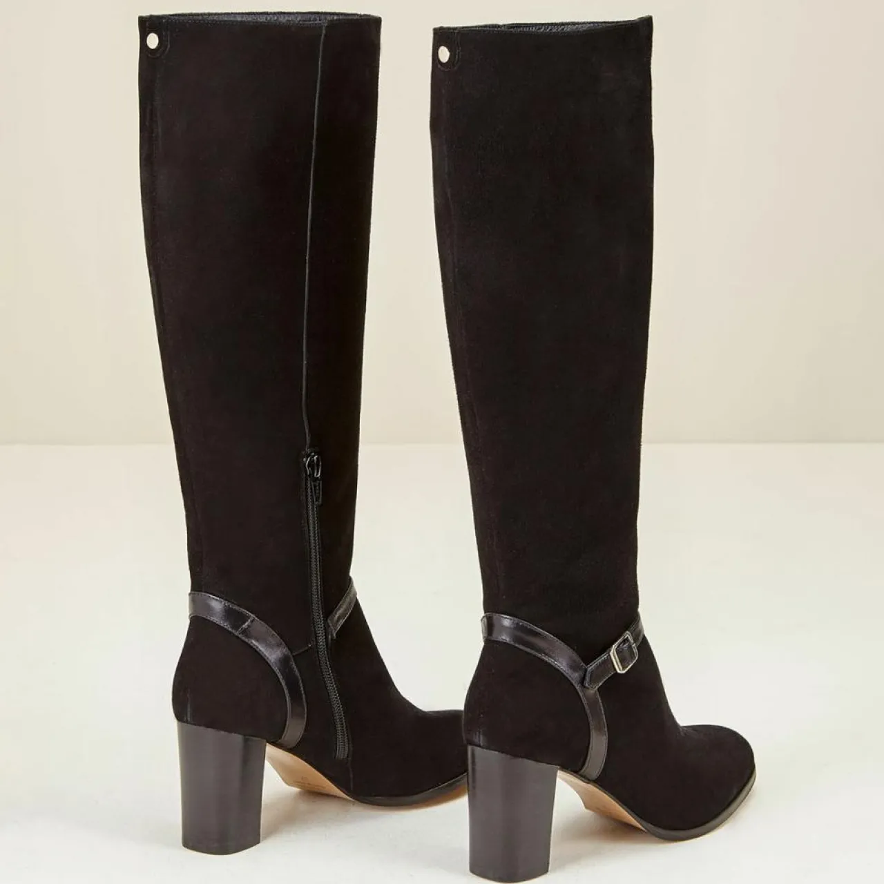 Bottes en Velours de Cuir Chloee noires - Talon 7 cm