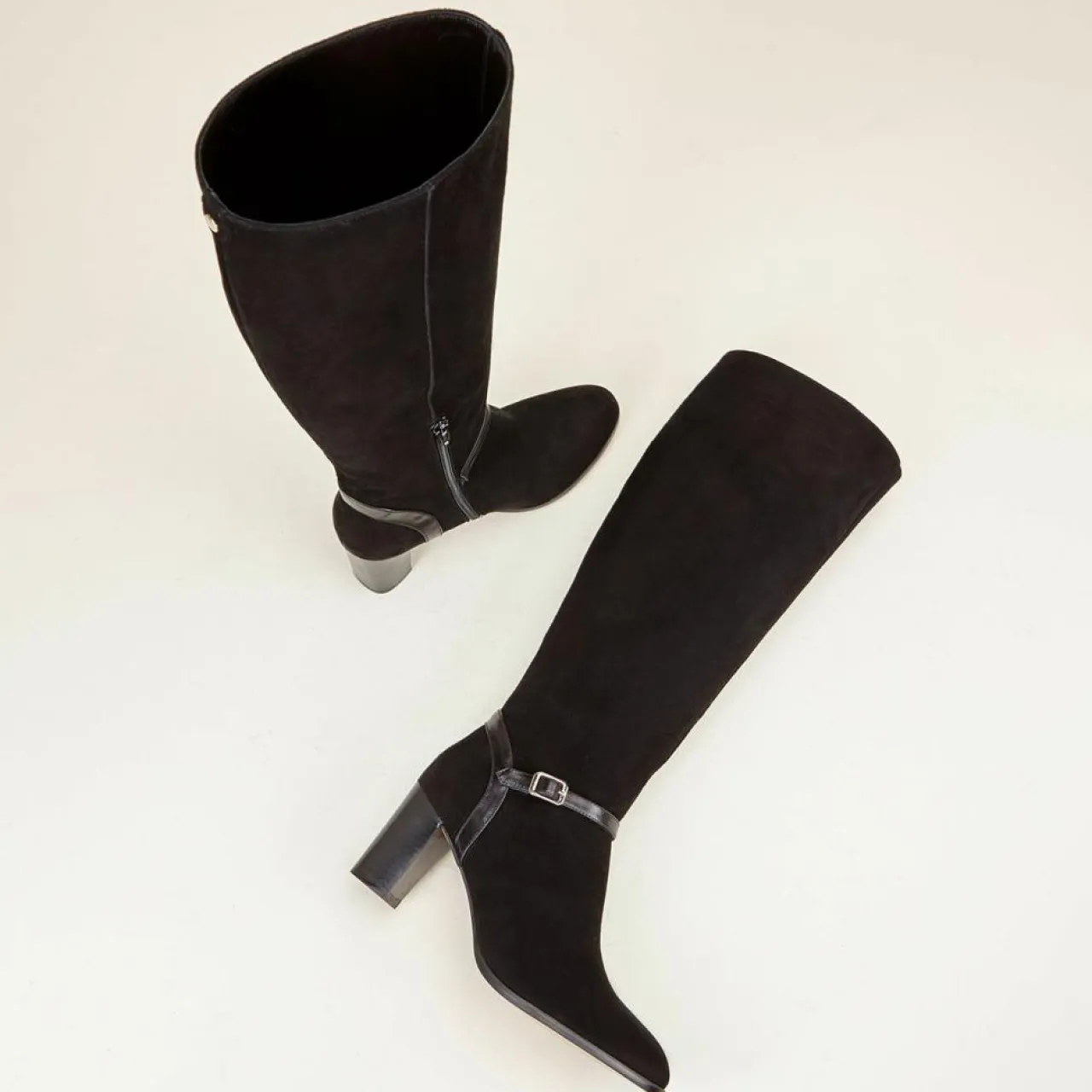 Bottes en Velours de Cuir Chloee noires - Talon 7 cm