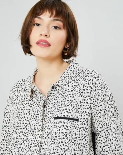 Chemise de pyjama Flower imprimée beige/noir