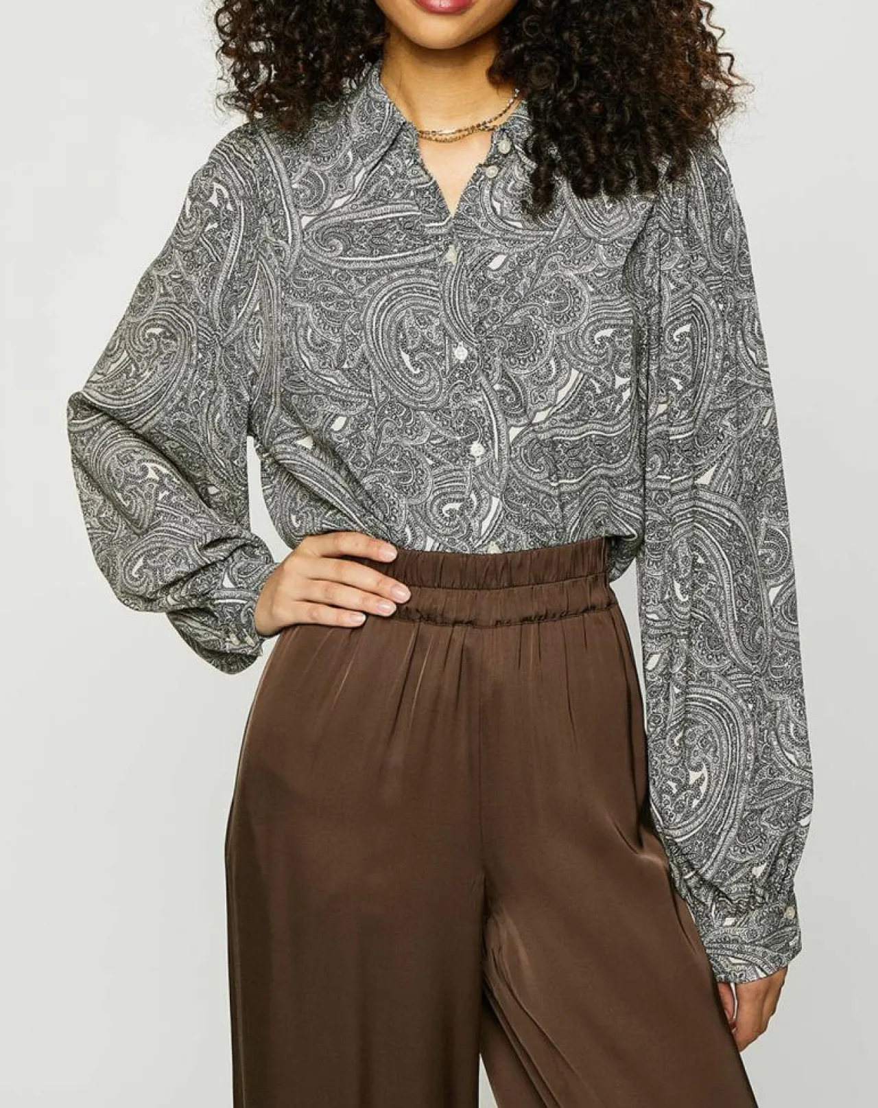 Chemise imprimé cachemire blanc/gris