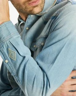 Chemise Regular Fit en Jean Western Patch bleu clair délavé