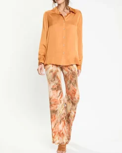 Chemise satinée Must cannelle