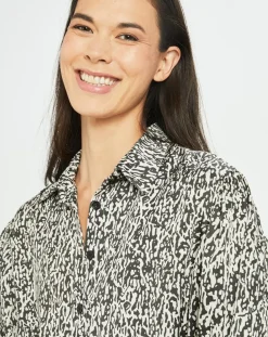 Chemise satinée Vogue imprimée noir/écru