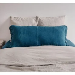 Coussin en lin frangé bleu 55x110cm