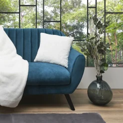 Coussin imitation fourrure Opulence blanc - 40x40 cm