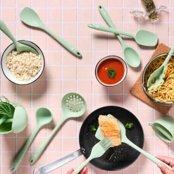 Couverts à salade en silicone IVAR vert pâle