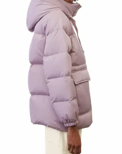 Doudoune courte à capuche violet clair