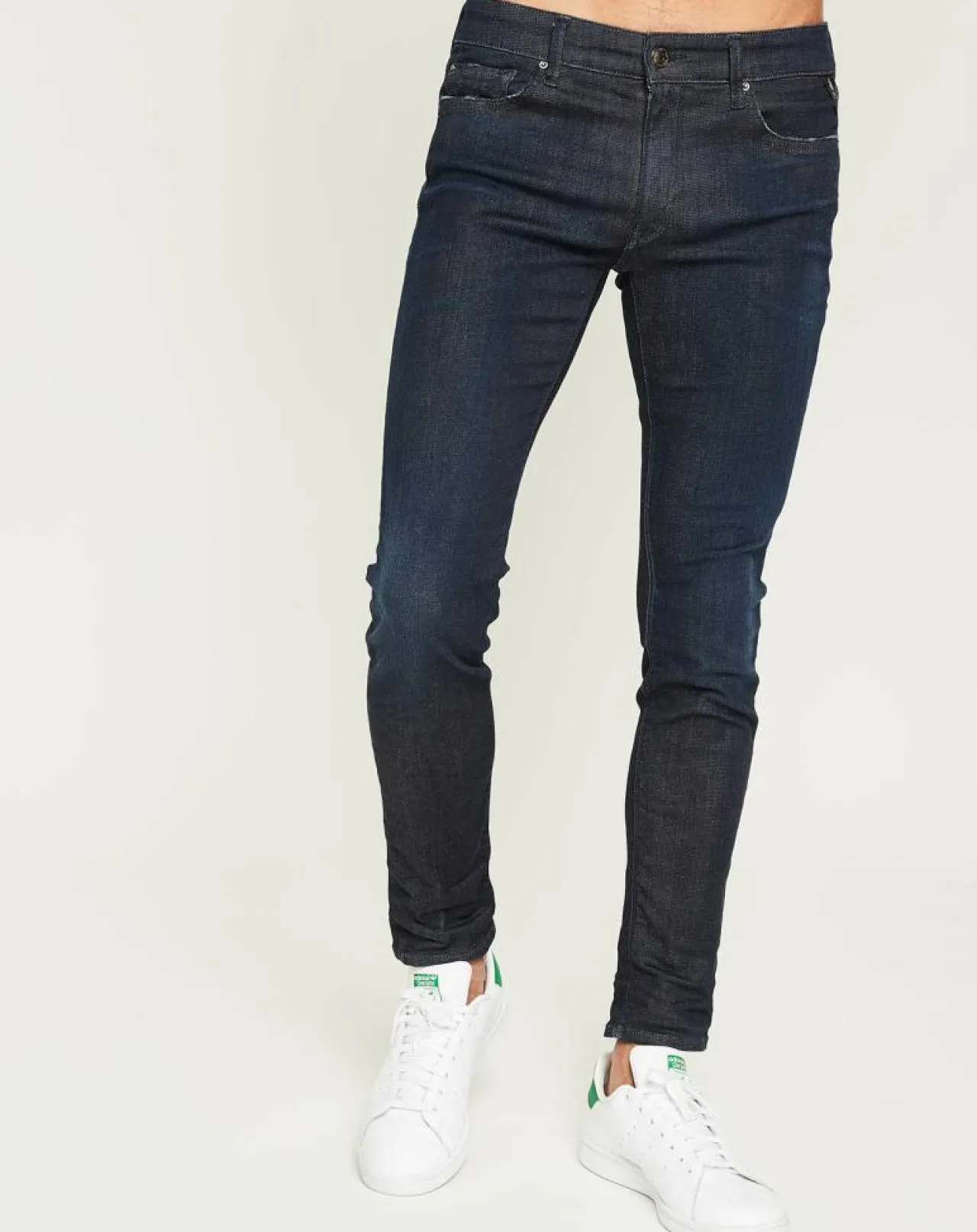 Jean ajusté Brut bleu foncé