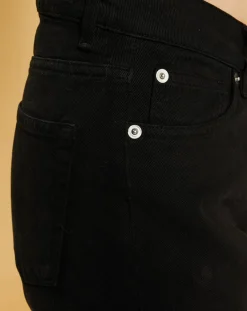 Jean Cynthia black resine