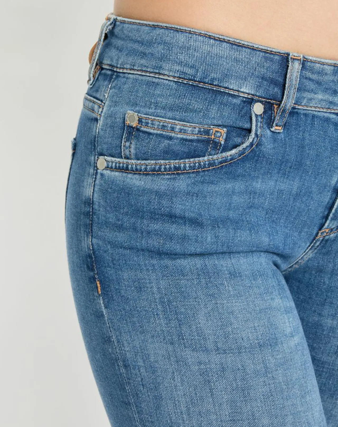 Jean droit en Coton extensible Alby bleu moyen