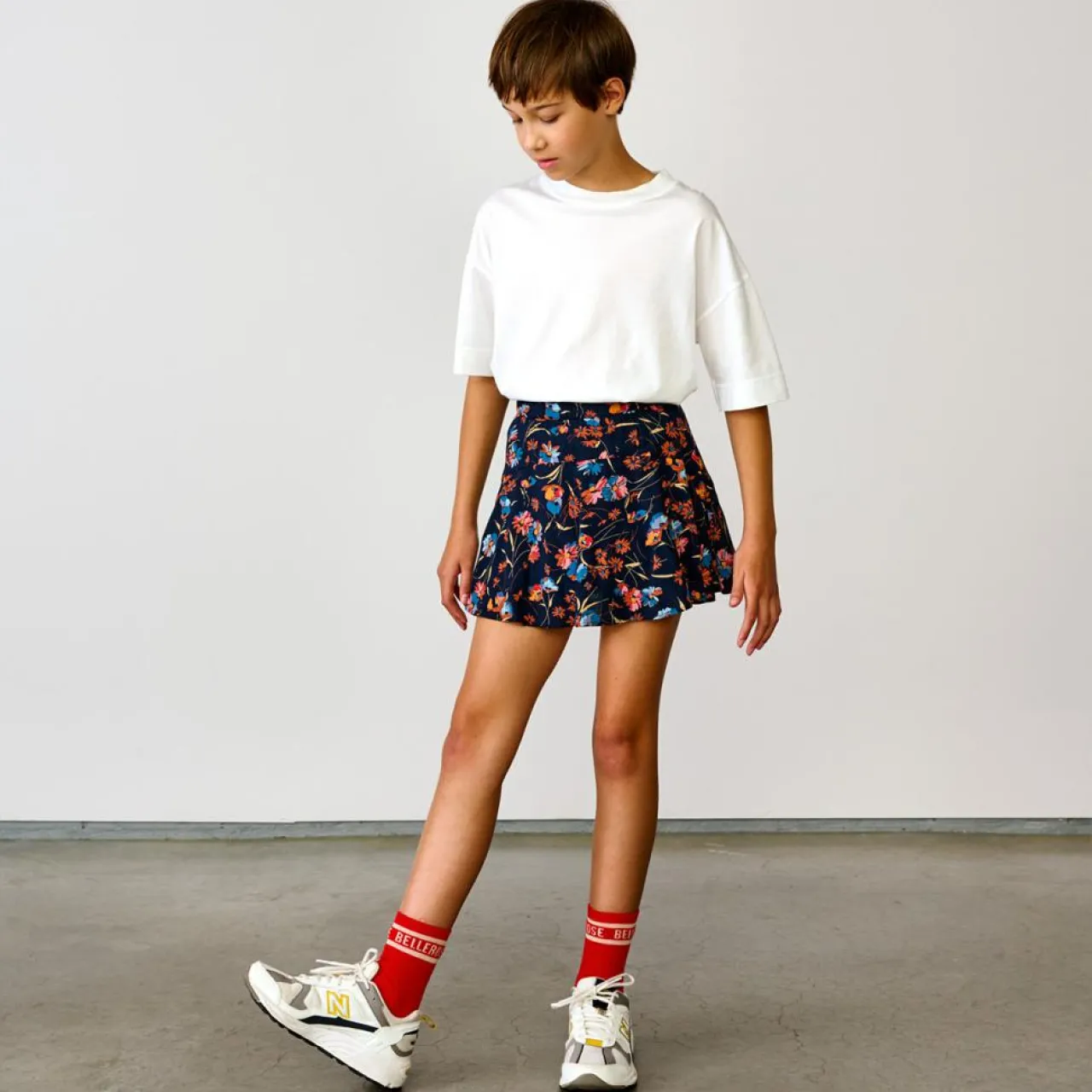 Jupe courte trapèze Pasha à fleurs noir/multicolore