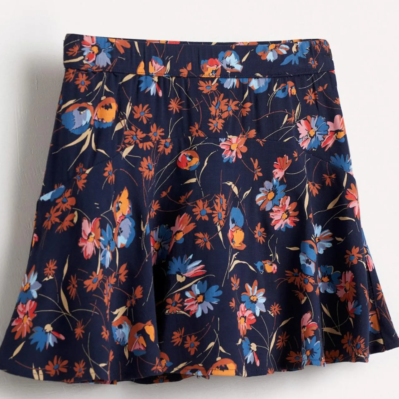 Jupe courte trapèze Pasha à fleurs noir/multicolore