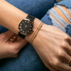 Montre Femme Grand Noir en Acier noire