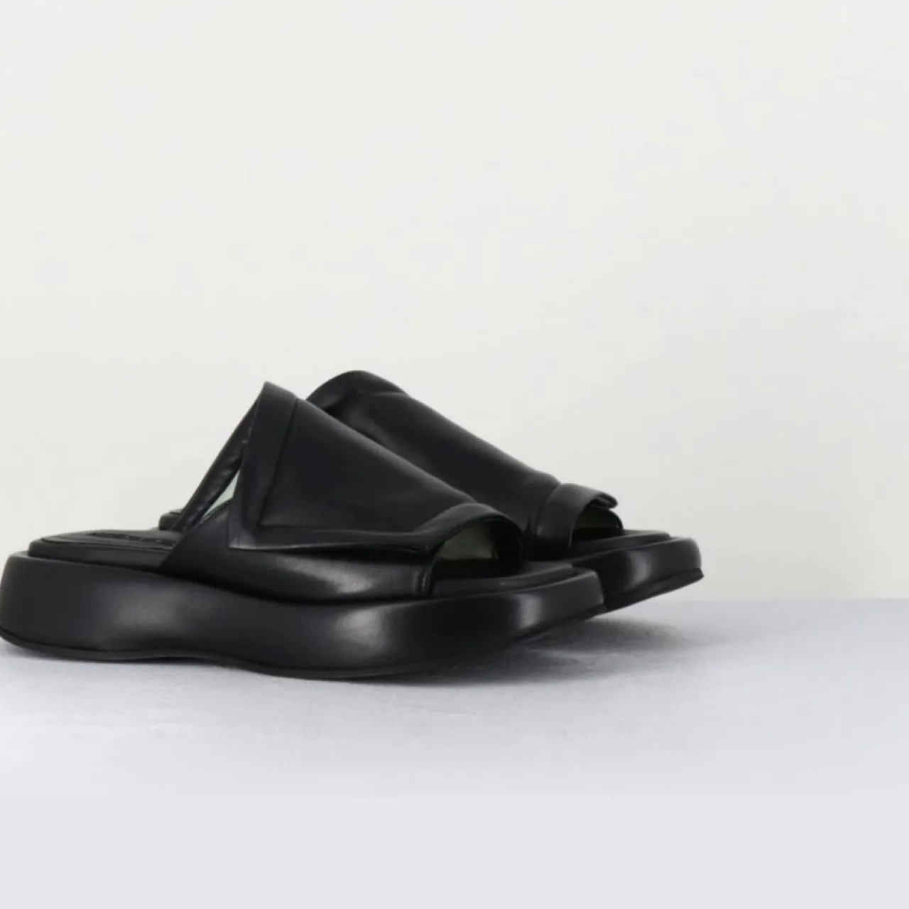 Mules en Cuir Rombo noires