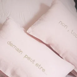 Paire de coussins sérigraphiés en lin roses 25x40cm