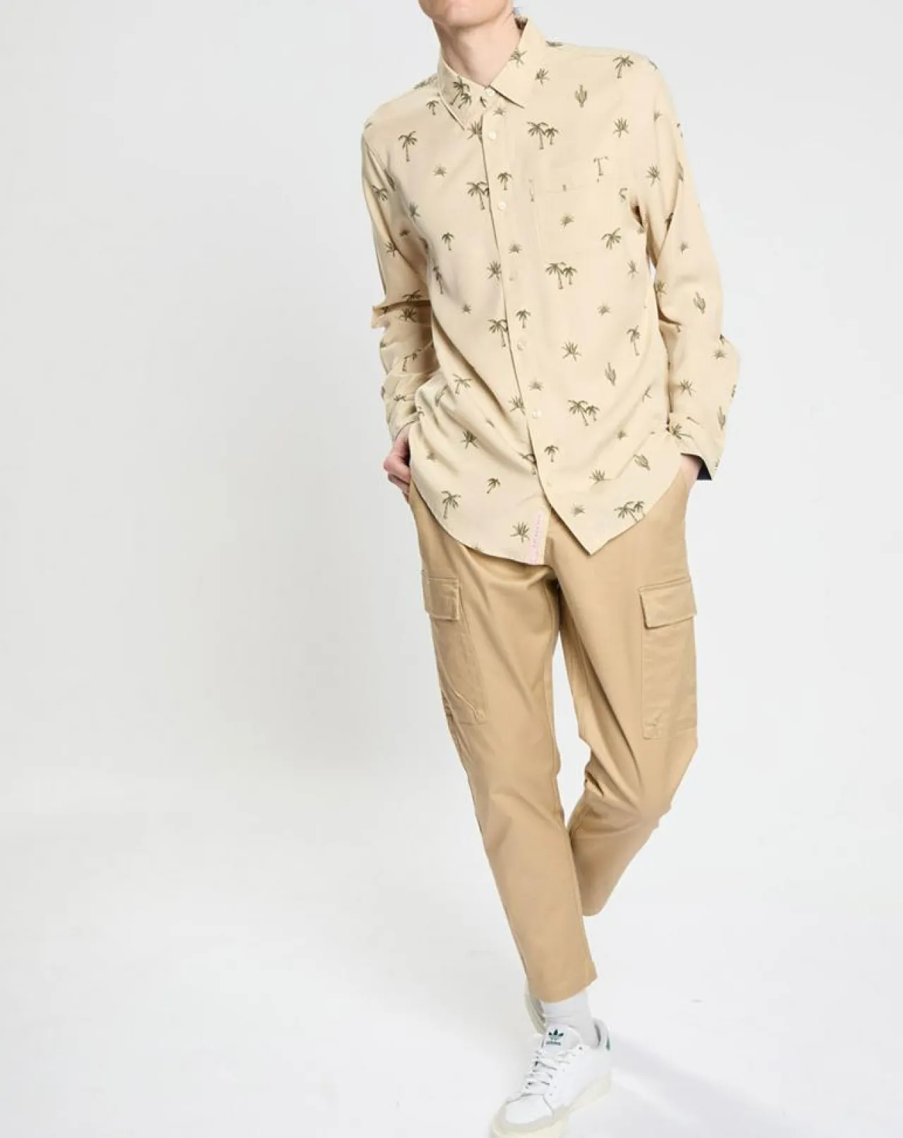 Pantalon cargo Regular Fit uni beige