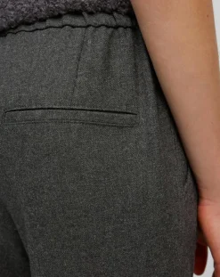 Pantalon confortable Traveler gris foncé