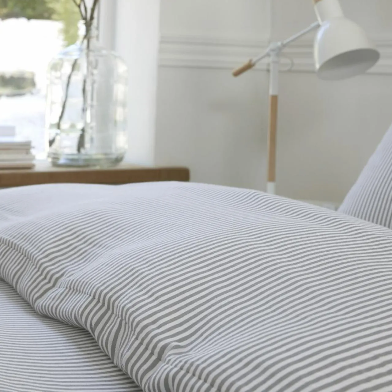 Parure Housse de Couette 100% Gaze de Coton Imprimé Laya blanc/gris