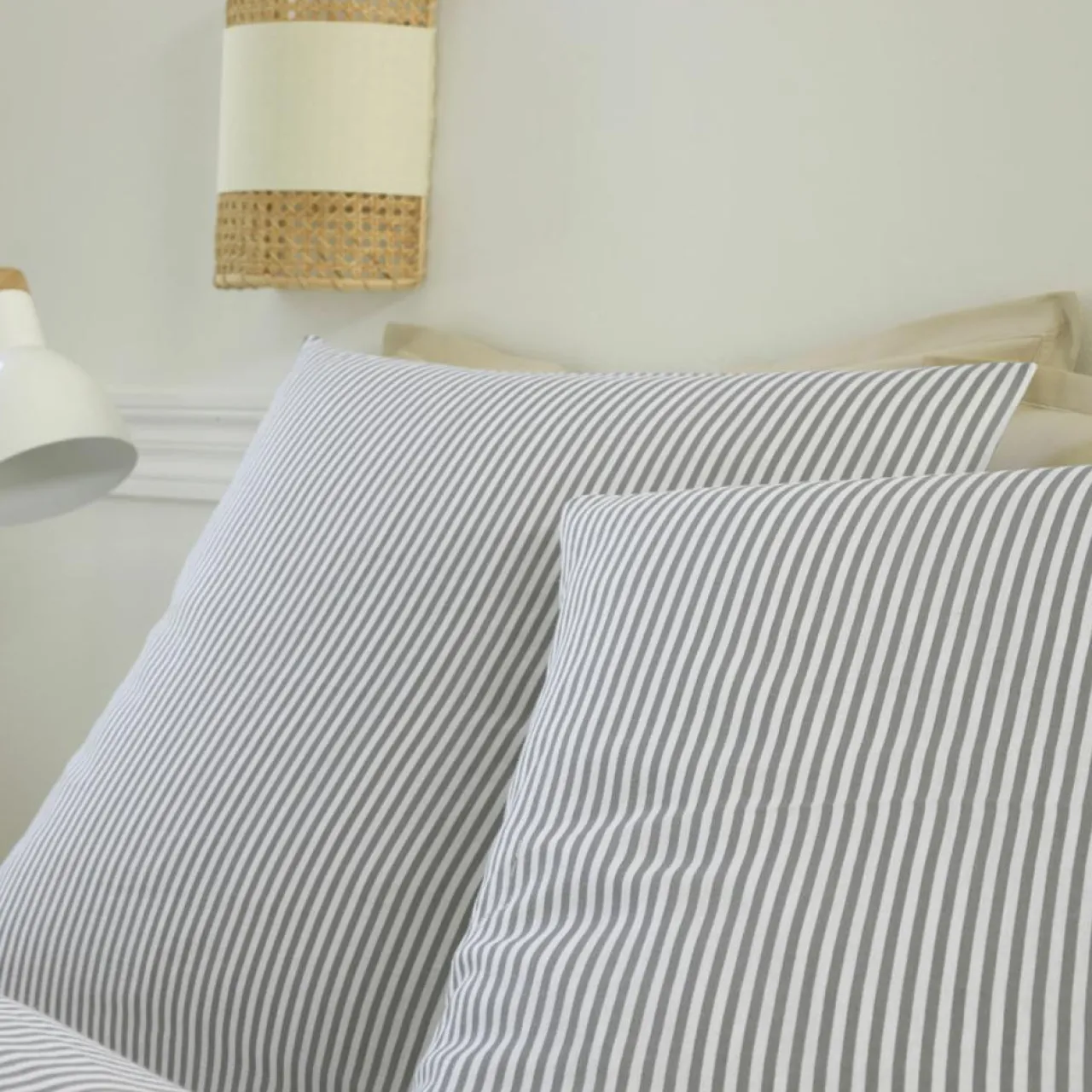 Parure Housse de Couette 100% Gaze de Coton Imprimé Laya blanc/gris