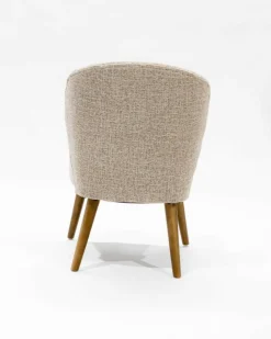 Perla - Chaise de repas en tissu beige au design incurvé