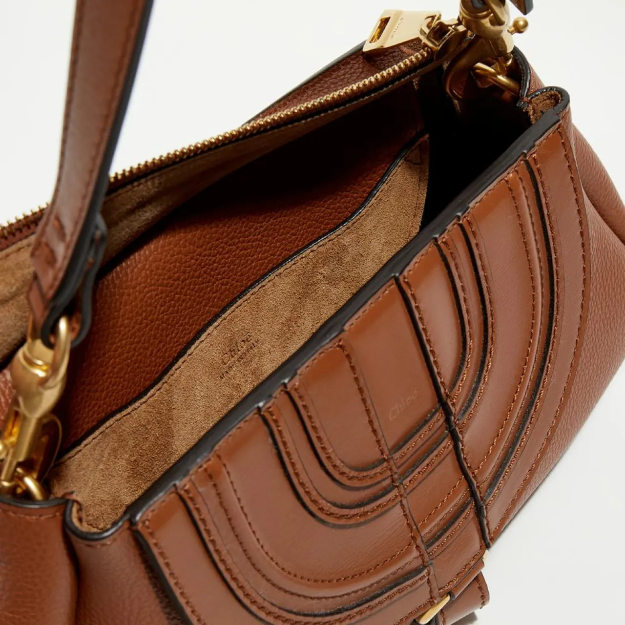 Petit sac porté épaule en Cuir Marcie marron - 20x20x9 cm