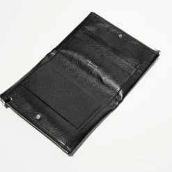 Pochette à barre transversale en Cuir noire - 17x22 cm