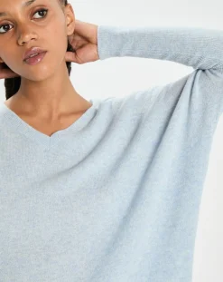 Poncho large 100% Cachemire col V Emma icy blue