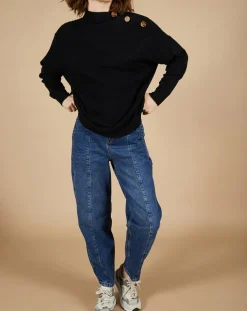 Pull ample 100% Cachemire Sandy col montant à bouton noir