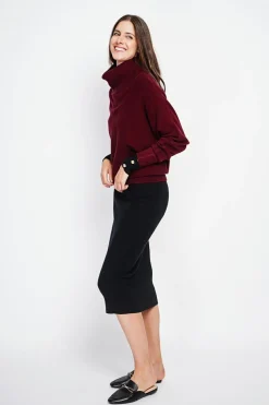 Pull col boule bordeaux