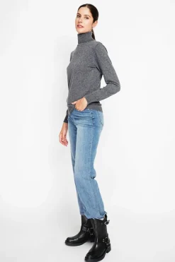 Pull col roulé classique loup