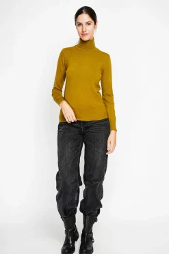 Pull col roulé classique vert olive