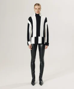 Pull Pervenche en laine bicolore col montant noir