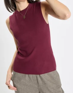 Pull sans manches côtelé rouge foncé