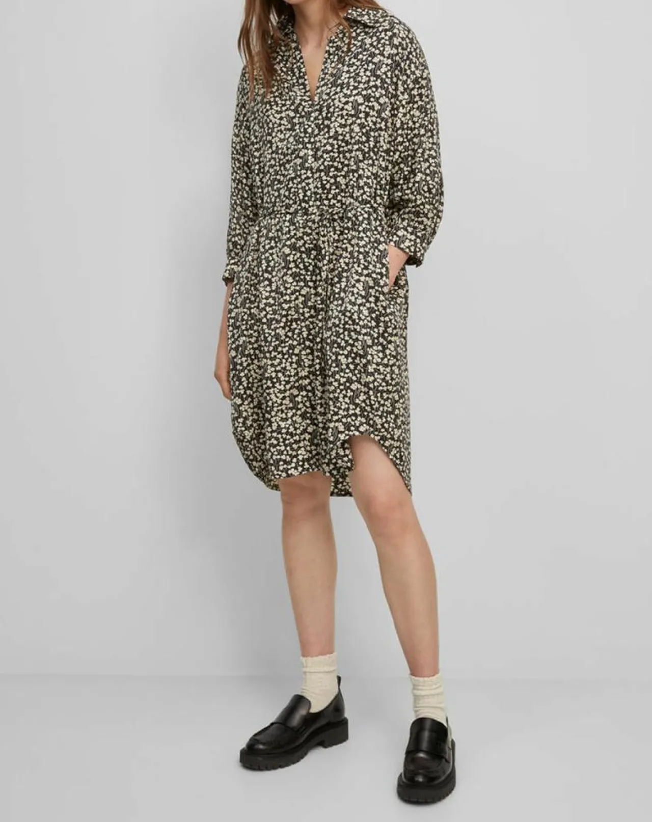 Robe Chemise ceinturé à fleurs noir/écru