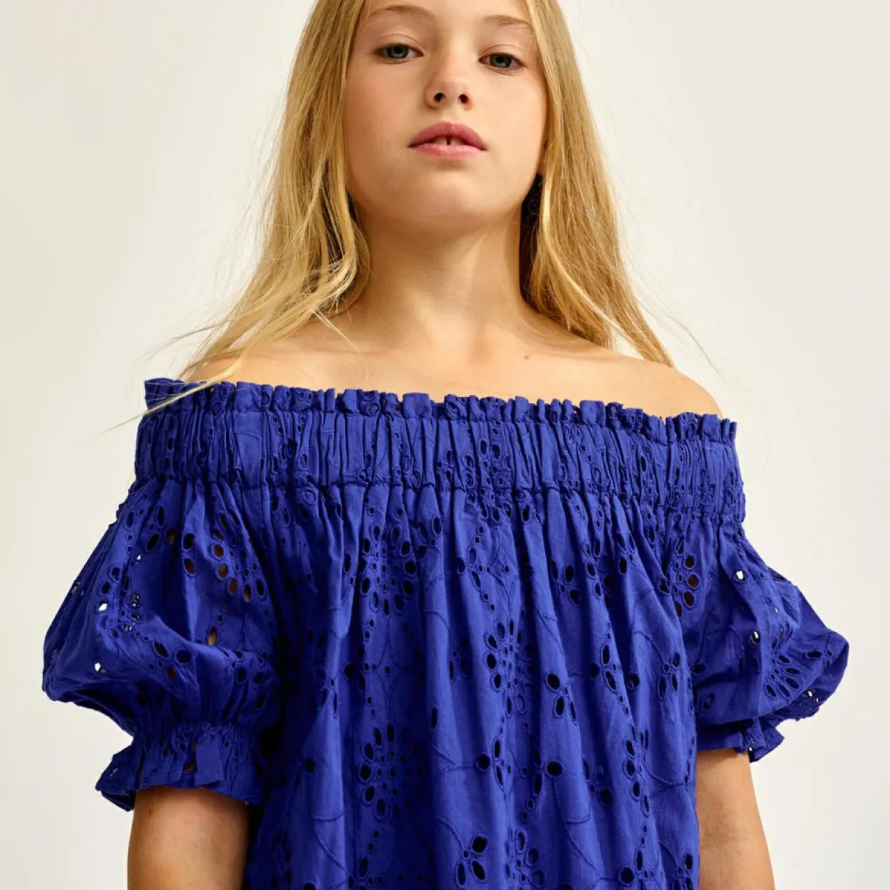 Robe en Popeline brodée Henna bleue