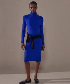 Robe Melina moulante boutons bleu outremer