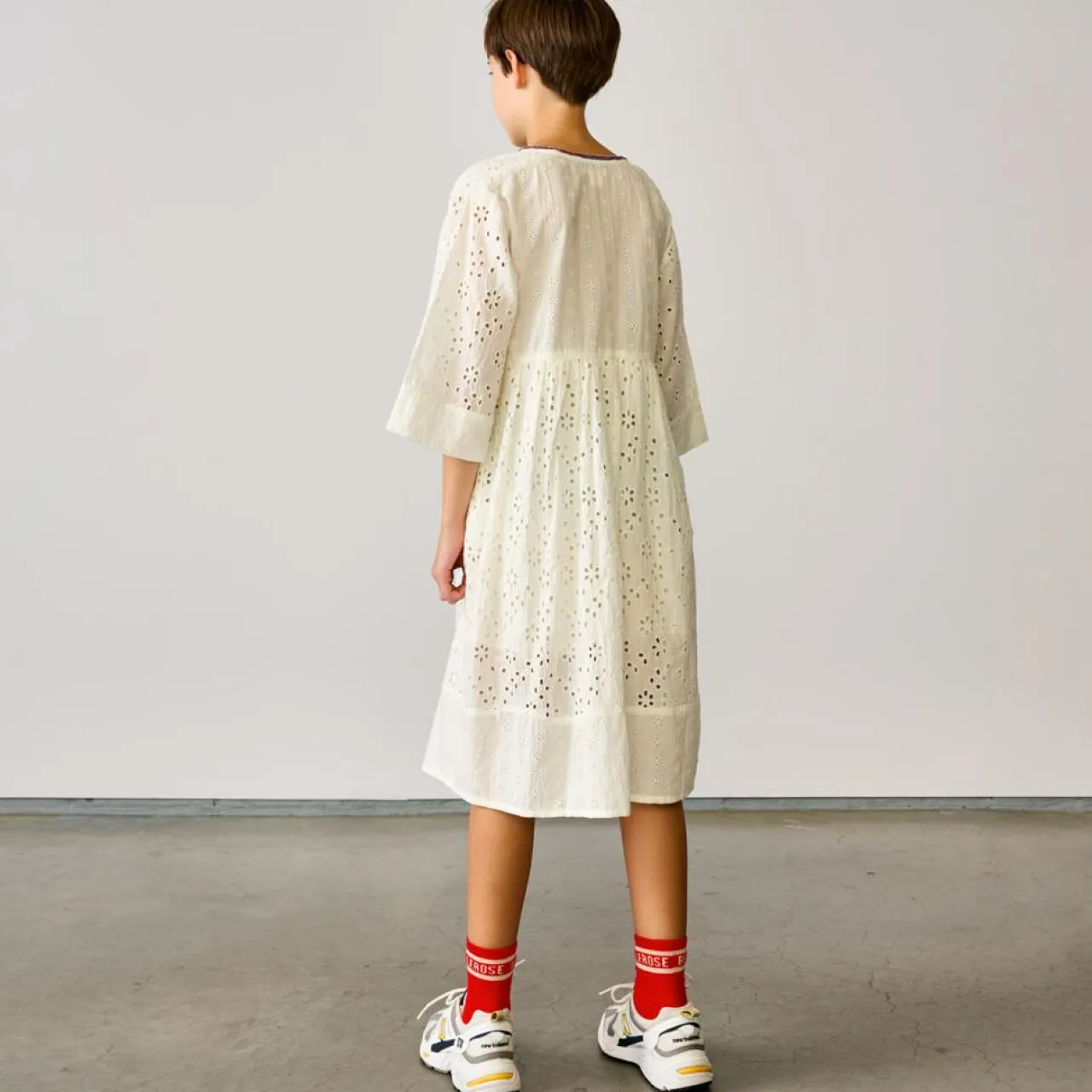 Robe mi-longue en Coton Hoboes broderies anglaises écrue